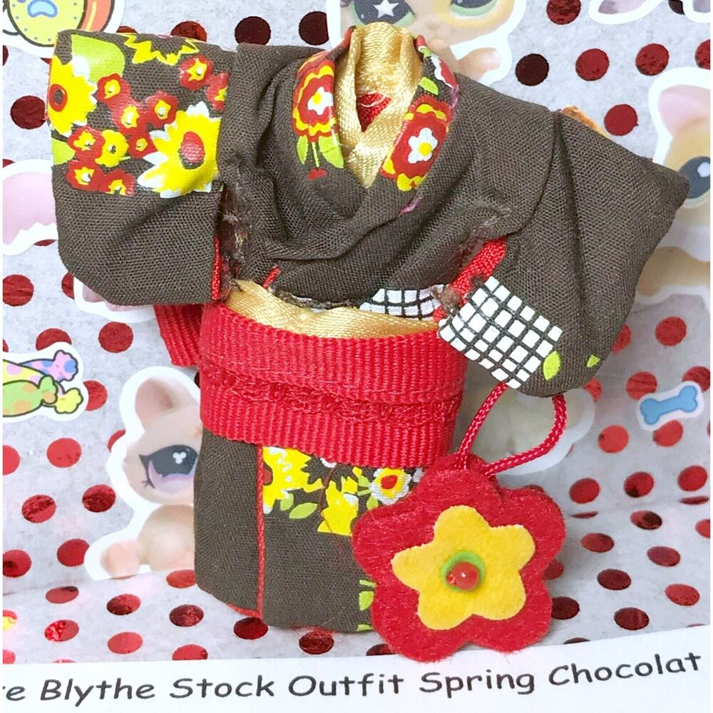 Petite Blythe Spring Chocolat Original Stock Outfit Kimono Purse for 4" Doll - Picture 3 of 5